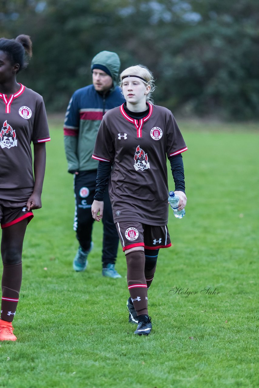 Bild 247 - C-Juniorinnen Halstenbek-Rellingen - St.Pauli : Ergebnis: 0:5